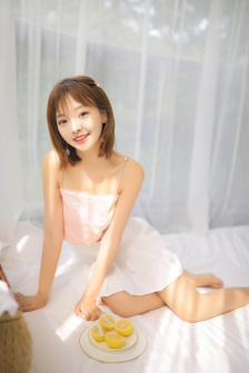 八重神子拿黄瓜自己游戏